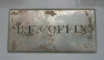 nantucket_coffin.jpg